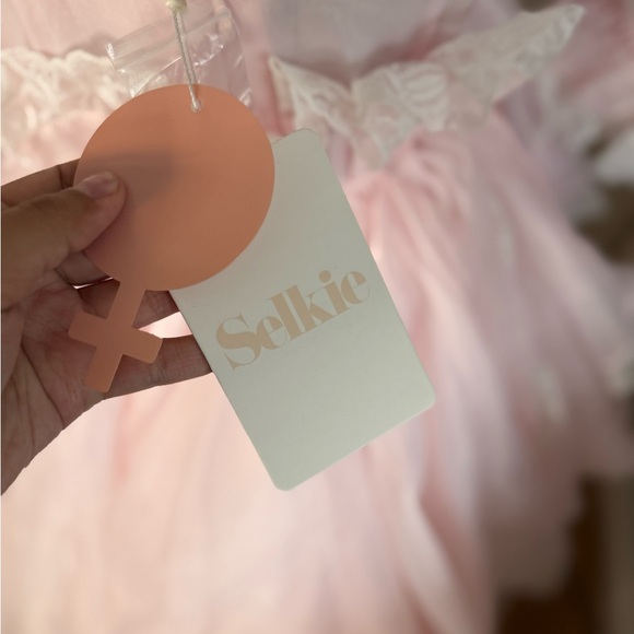 Selkie Baby Soft Duchess Sugarfrill - Picture 13 of 13